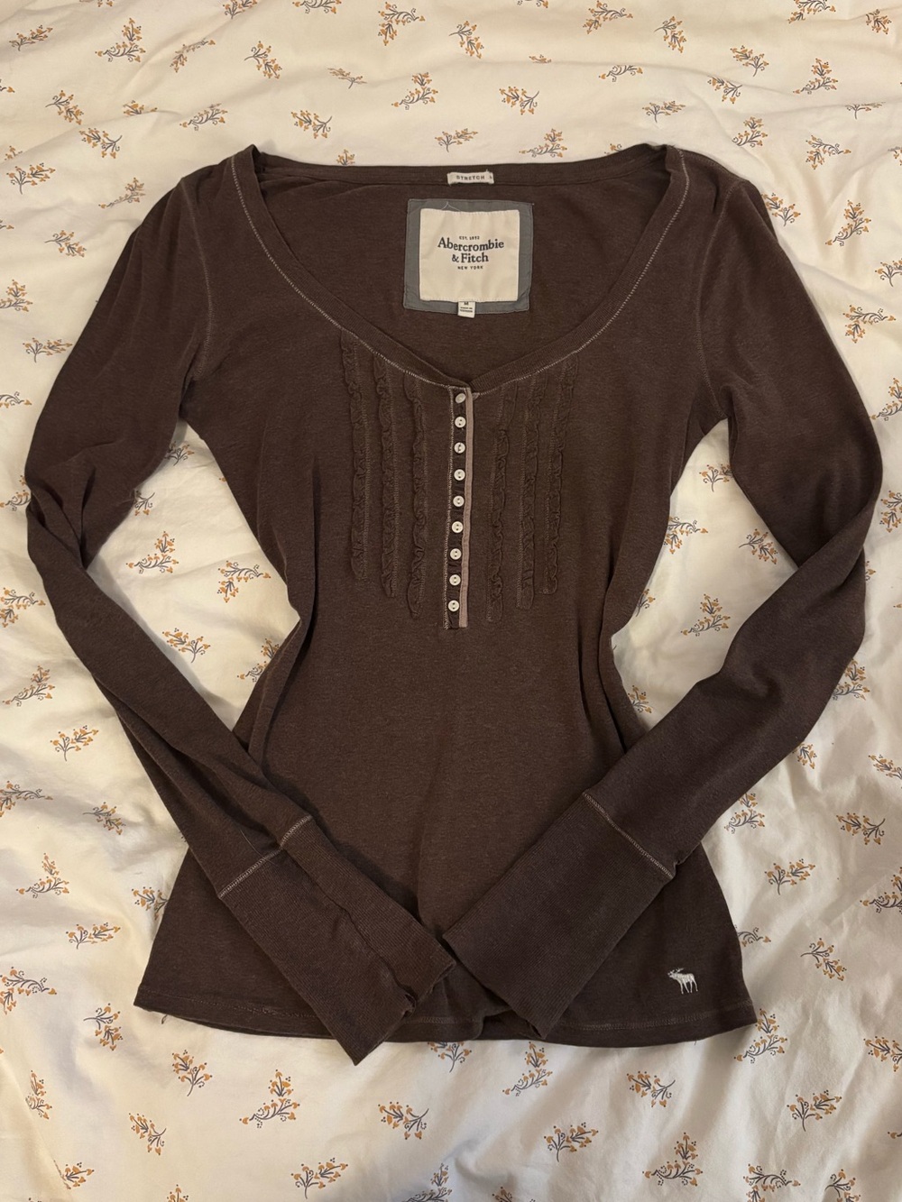Y2K Vintage Abercrombie & Fitch Brown Long Sleeve Henley